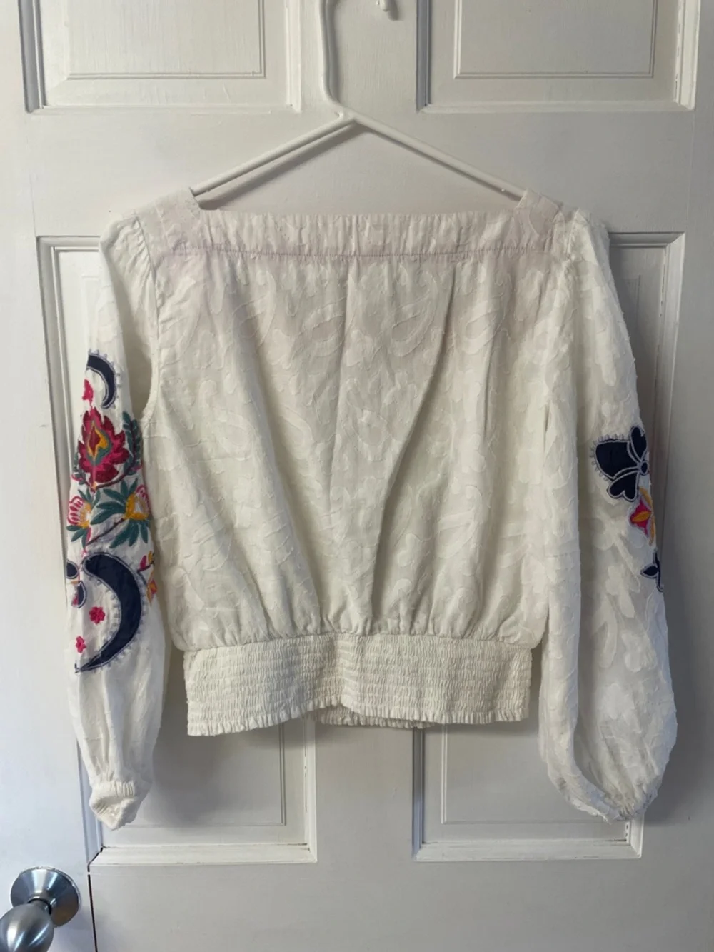Anthropologie White Embroidered Top puff floral sleeves women’s size XS - Picture 10 of 14